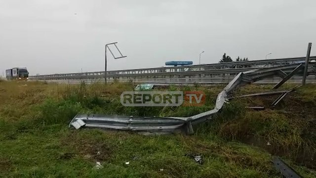 Report TV - Aksident në Kurbin, makina del nga rruga, vdes i riu nga Lezha