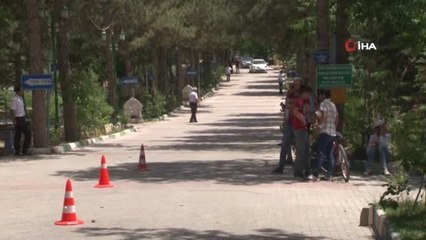 Elazığ'da arefe günü mezarlıklara akın etti