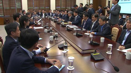 추경안 계류 40일째...문 대통령 "순방 전 협치 복원 호소" / YTN