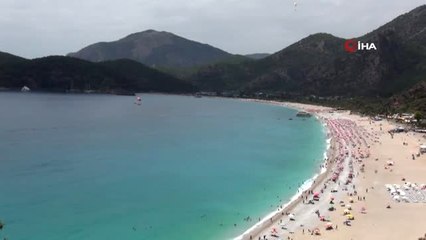 - Sahillerde bayram hareketliliği