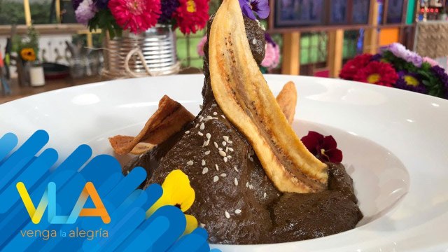 ¡No te pierdas la riquísima receta del chef mariano del mole poblano! | Venga La Alegría