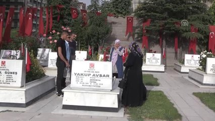 Niğde'de bayram öncesi şehitlik ziyareti