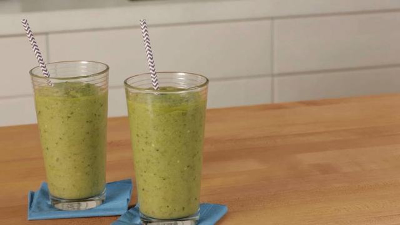 Healthy Hack: DIY Frozen Smoothie Packs