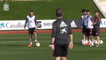 Entrenamiento vespertino de la Selección española en la Ciudad del Fútbol