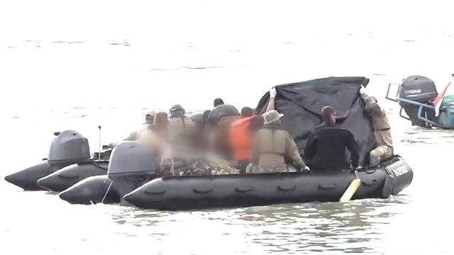 시신 2구 추가 발견... 수중 수색 계속 / YTN