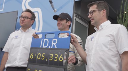 Descargar video: Vídeo: Volkswagen ID. R record en Nürburgring