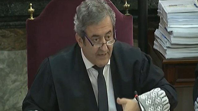 La única violación de derechos en Cataluña la sufren los que defienden la Constitución