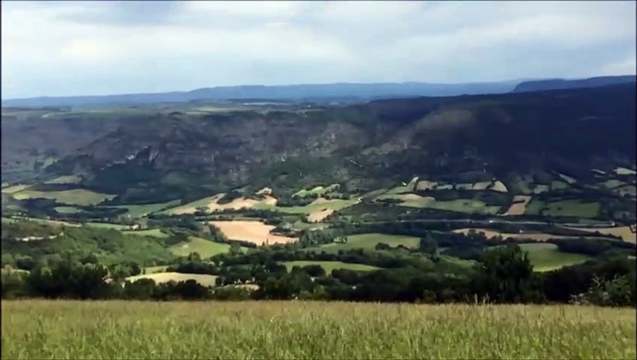La Patrouille de France survole Saint-Félix-de-Sorgues
