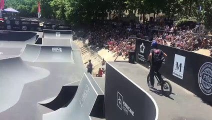 Loucas Pappalardo, un as du BMX Freestyle Park !