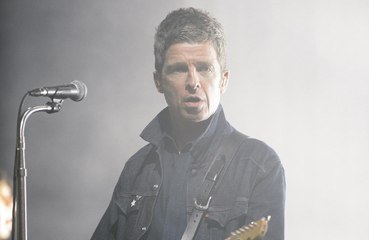 Noel Gallagher's scissor player pulls out of tour