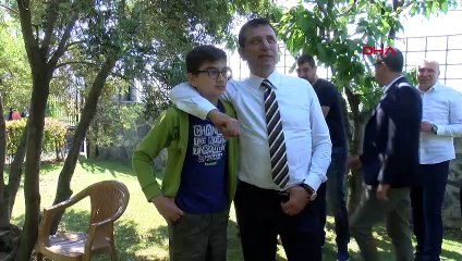 İmamoğlu baba evinde bayram kahvaltısı yaptı