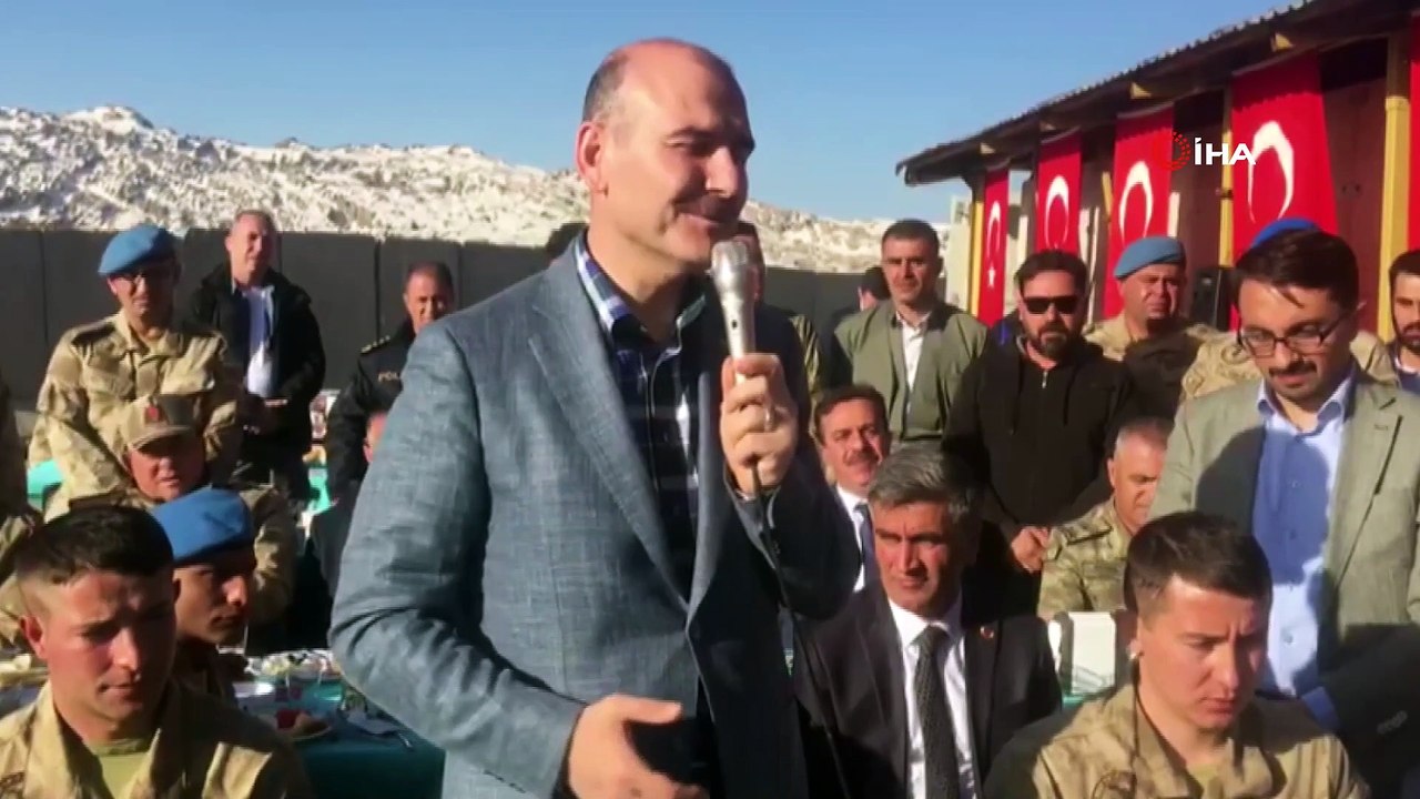 Bakan Süleyman Soylu Kato Dağı’nda Askerlerle Bir Araya Geldi