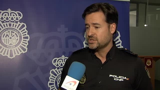 Detenidos por intentar robar la recaudación de una cafetería con un arma taser