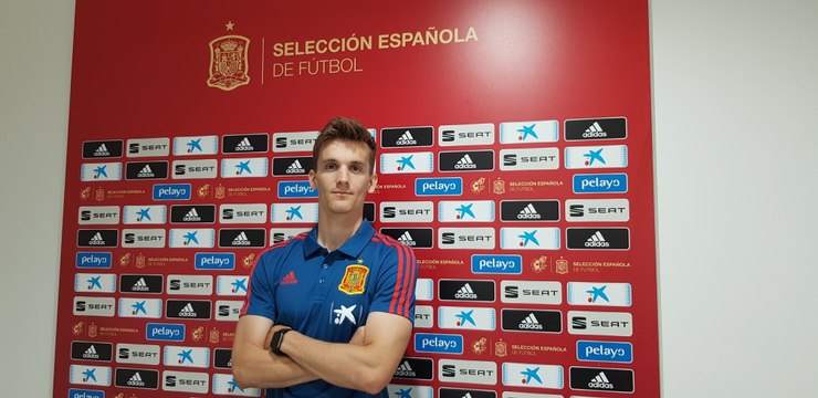 Entrevista a Diego Llorente: La Llamada de Luis Enrique