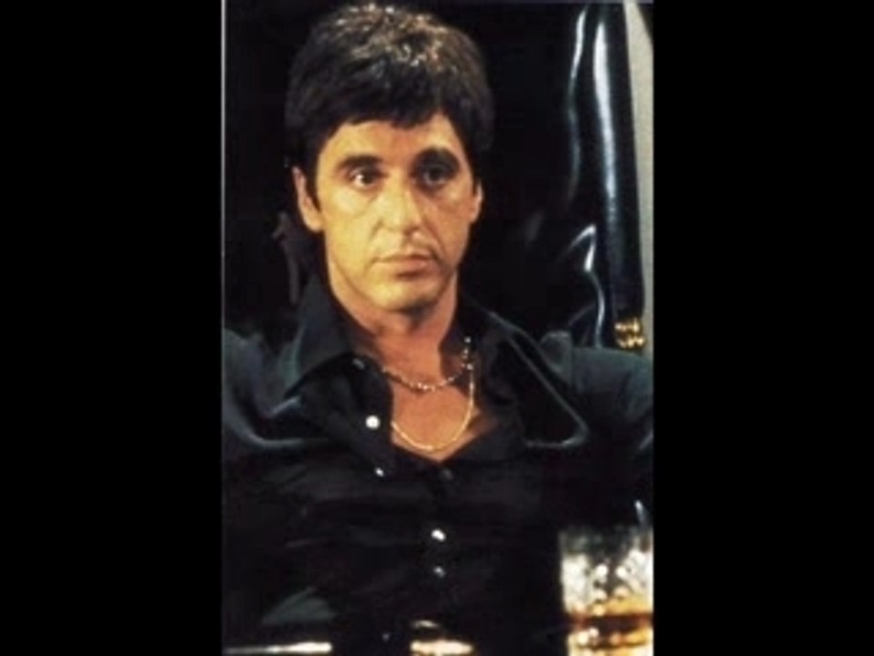 Scarface "dit bonjour a ma petite copine"