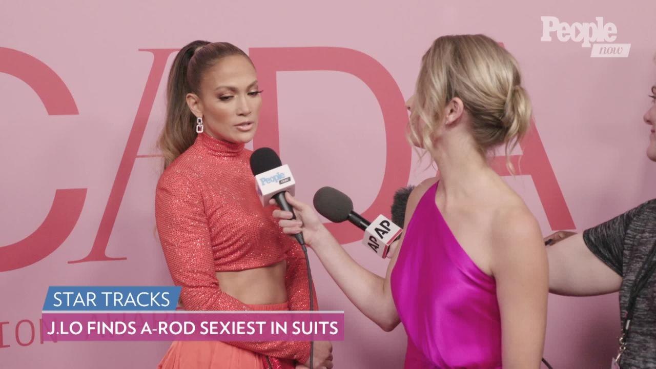 Jennifer Lopez Bares Her Abs in Ralph Lauren Crop Top as She's Honored with CFDA Fashion Icon Award
