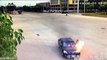 Driver narrowly survives after escaping from burning car in China