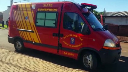 Carro e bicicleta batem no Bairro Santa Felicidade