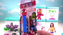 Marvel & DC Comics SUPERHEROES Toy Surprise Blind Box Show!, Batman -   IRL