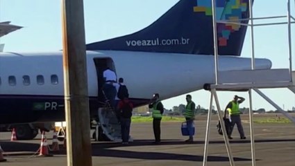 Transferência de detento ocorre no aeroporto de Cascavel