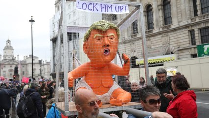 Londoners give Donald Trump raucous welcome