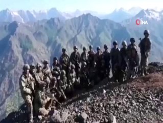 Pençe Harekatı'nı icra eden komandolar bayramlaştı