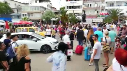 BALIKESİR AVŞA ADASI'NDA BAYRAM YOĞUNLUĞU