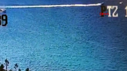 Gazetecilerin ölümden döndüğü kaza kamerada!