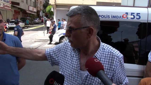 Bahçelievler'de cadde ortasında karısına kurşun yağdırdı