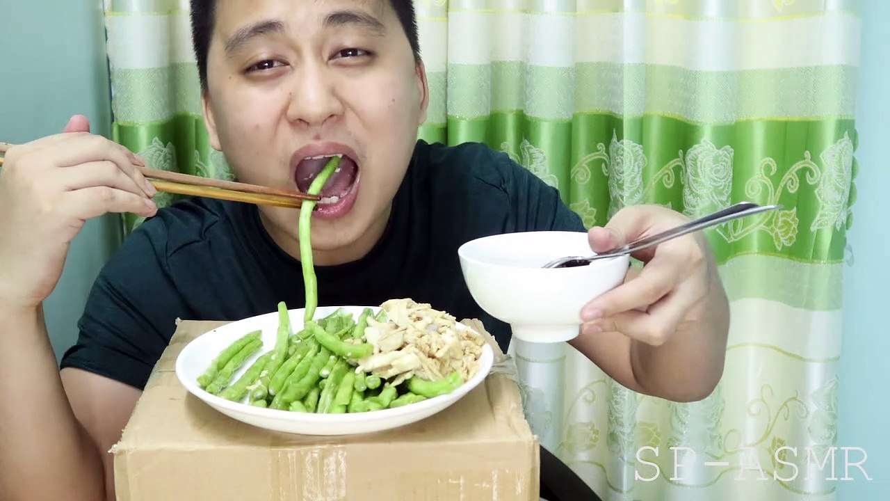 ASMR FRIED GREEN BEAN AND CHICKEN BREAST IN OLIVE OIL (THIS IS NOT ASMR VIDEO) IT'S A RAINY DAY