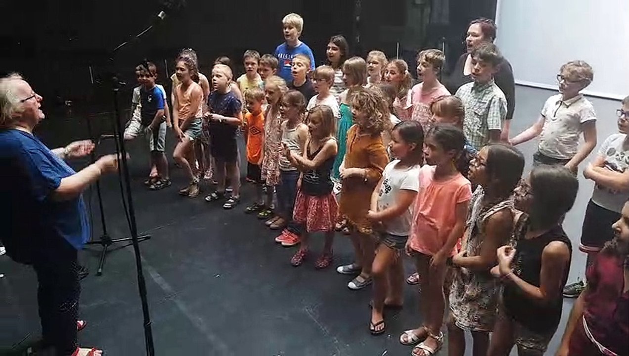Le chanteur pour enfants Jean-Michel Rey enregistre son prochain album à la Nef