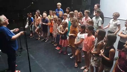 Le chanteur pour enfants Jean-Michel Rey enregistre son prochain album à la Nef