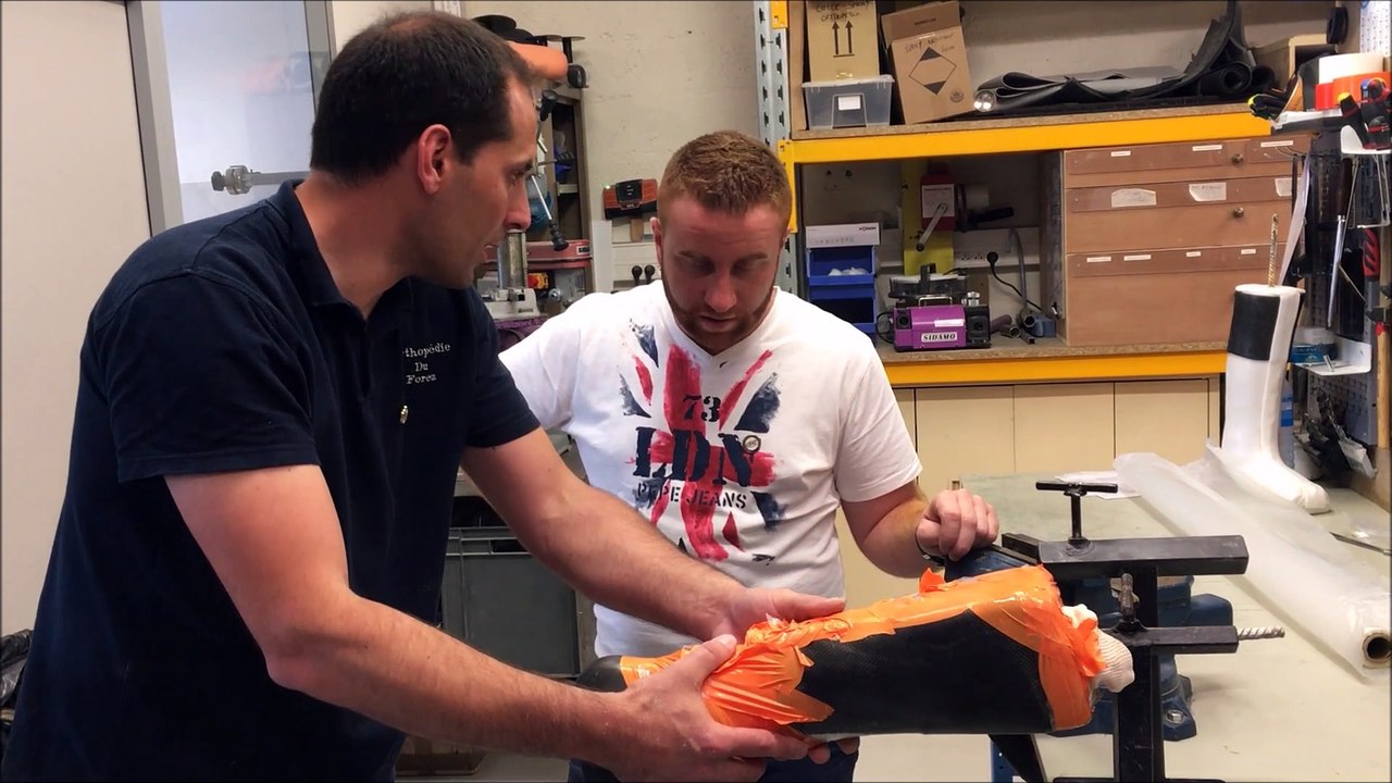 Le chef étoilé de la Source, Antoine Bergeron, s'essaye à la fabrication de prothèses médicales