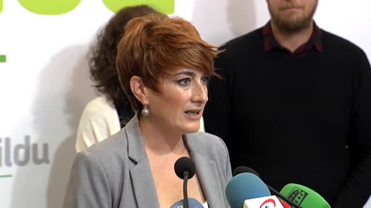 Euskal Herria Bildu insta al Partido Socialista de Navarra a "sentarse para hablar"