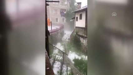 Kastamonu'da dolu ve sağanak etkili oldu