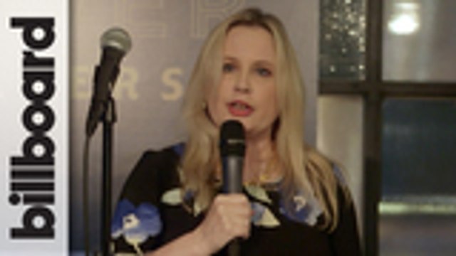 Cindy Mabe Accepts Executive of the Year Award at 2019 Billboard Country Power Players Event | Billboard