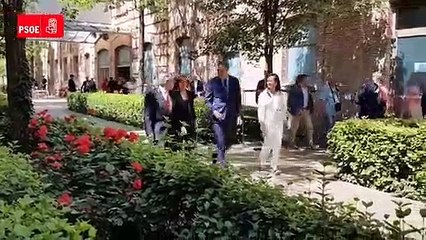 Carmena cede un centro cultural para una exposición propagandística del PSOE