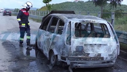 MAKINA NE VLORE PERFSHIHET NGA FLAKET NE ECJE, ASNJE I LENDUAR - News, Lajme - Kanali 7