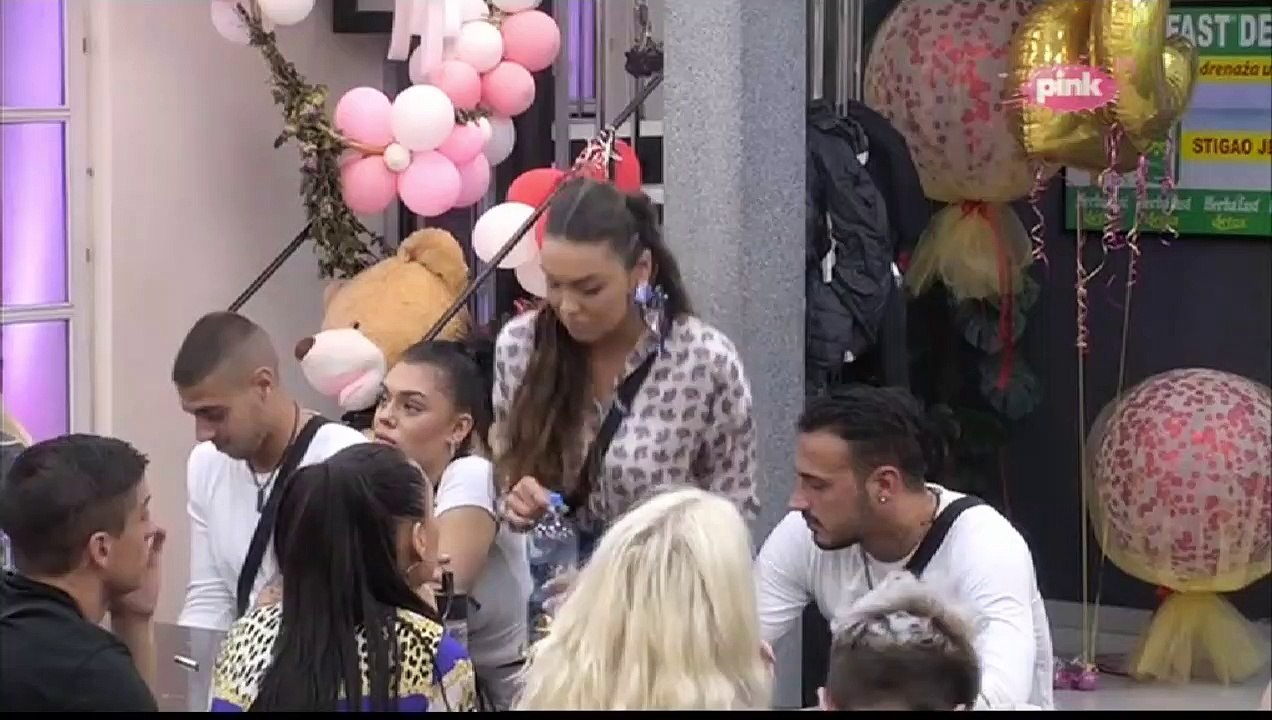 LUNA NA SILU IDE SA MARKOM