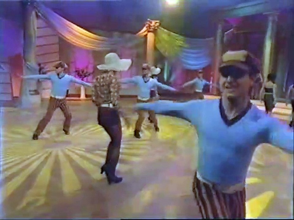 Video - CÁI TRÂM EM CÀI (Phương Vy - Thiên Kim - Lynda trang Đài) (2)