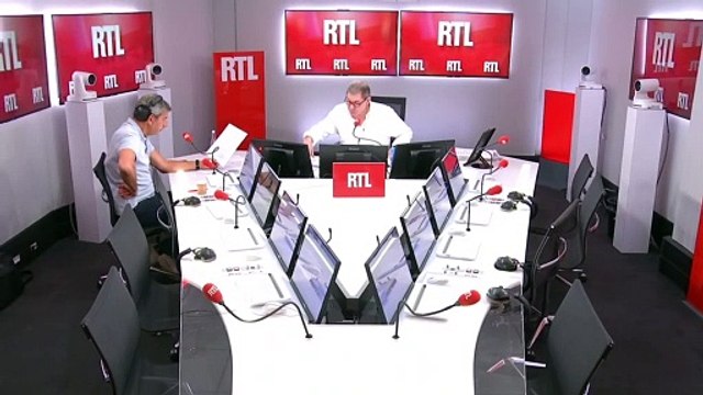 Michel Cymes vous alerte sur les maladies des pieds à surveiller