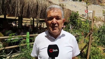 Kaputaş Plajında 3 Kilometrelik Araç Kuyruğu Havadan Görüntülendi