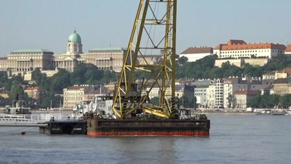 침몰 유람선 인양 일요일 전망...강 수위가 관건 / YTN
