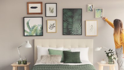 Decora tu cabecero con cuadros