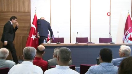 Trabzonspor'da Ünal Karaman imzayı attı