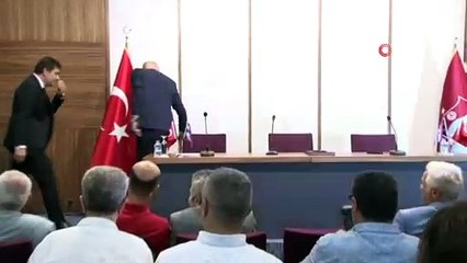 Trabzonspor'da Ünal Karaman İmzayı Attı