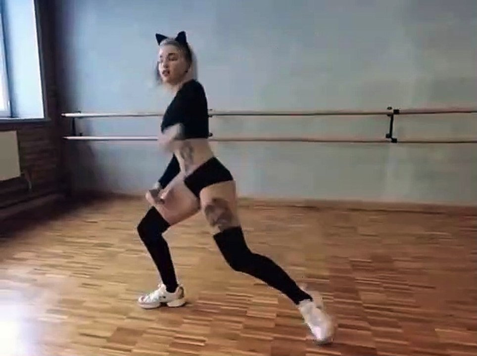 girl dance