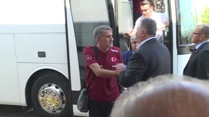 A Milli Futbol Takımı, Antalya'dan ayrıldı