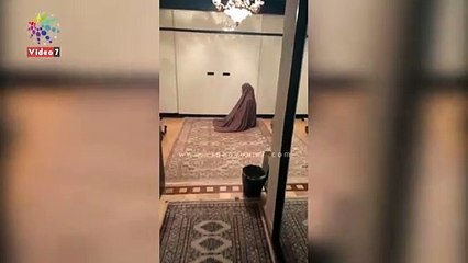 وفاء عامر تهرب من "عيدية" ابنها بالصلاة