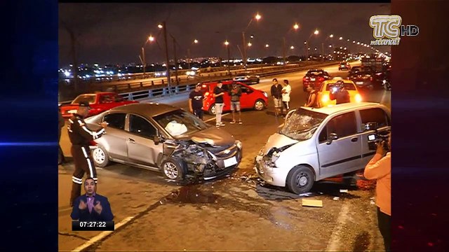 Conductor aparentemente ebrio condujo en contravía